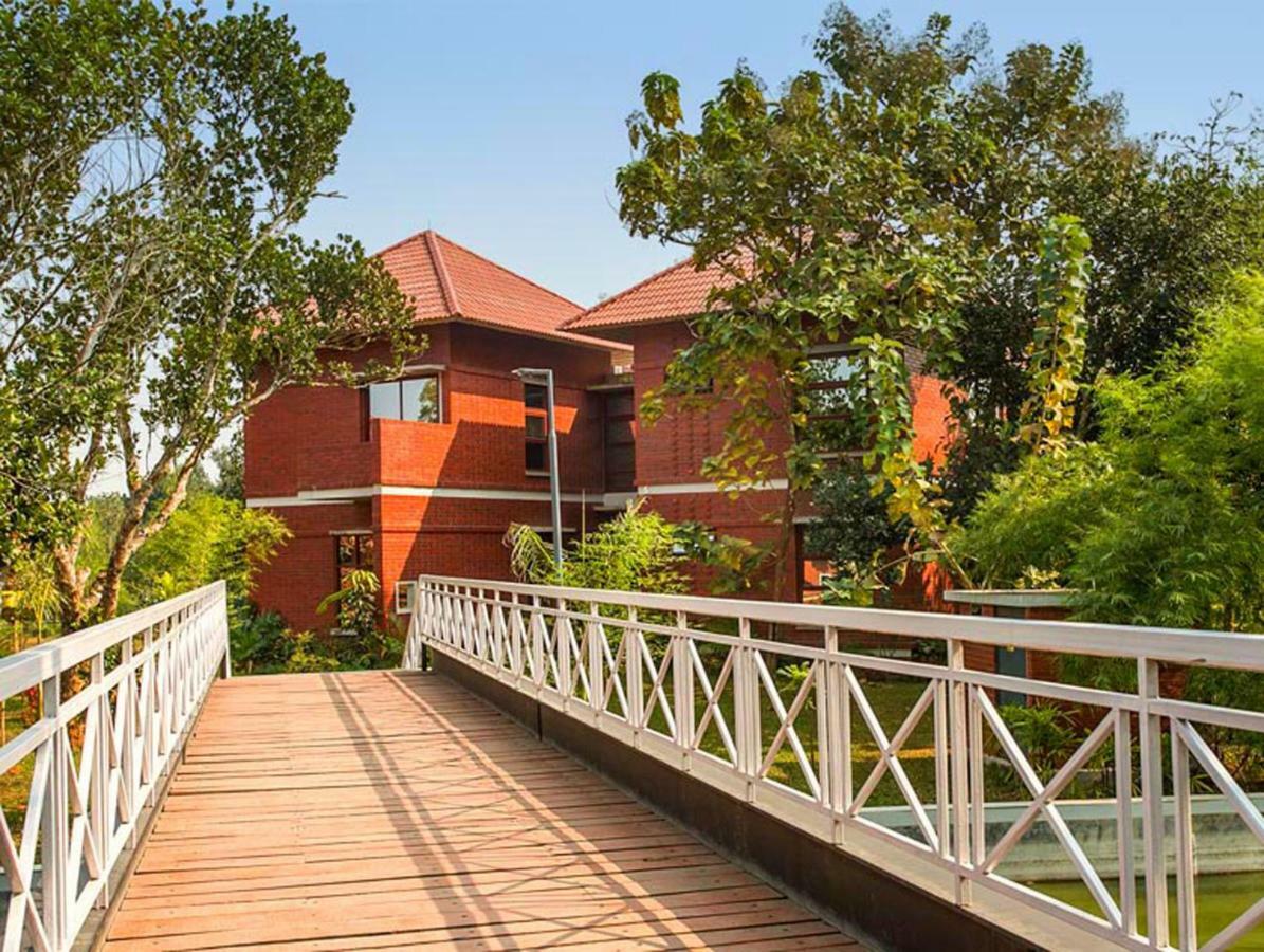 Sarah Resort Gazipur Exterior photo