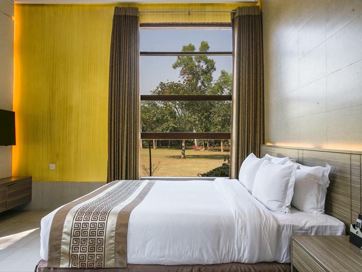 Sarah Resort Gazipur Exterior photo
